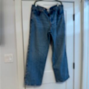 Universal Thread Relaxed Fit Blue Jeans